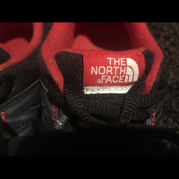 Northface hiking sneakers worn once - Picture 7 of 8